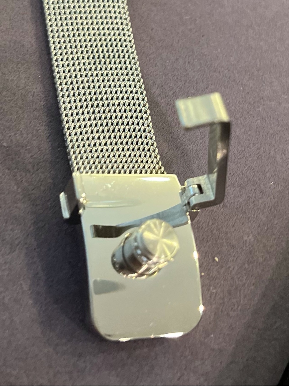 Henri Bendel Mesh Bracelet in Silver  NWT - Picture 4 of 5